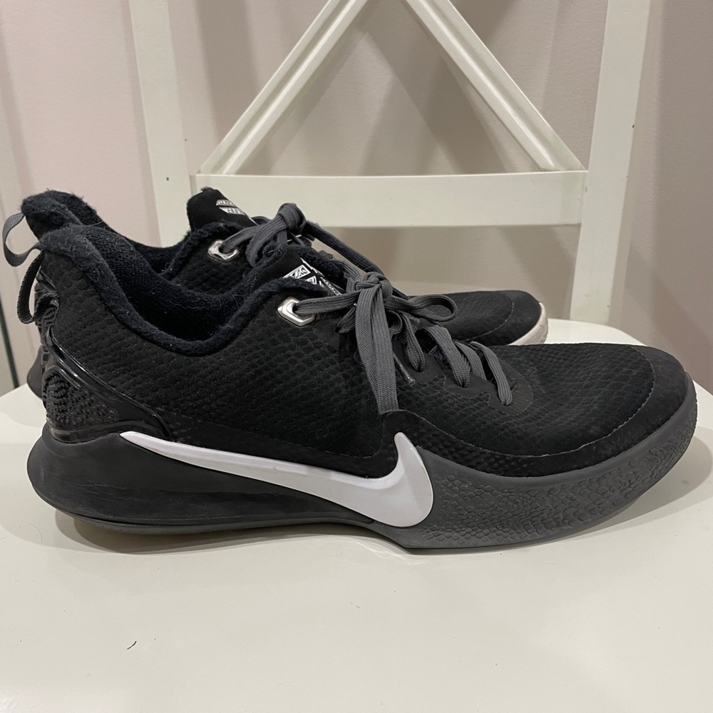 Nike Kobe Mamba Basketball Shoes